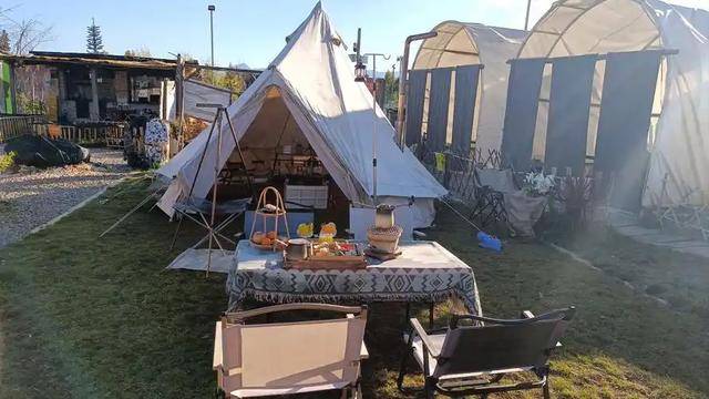 玩！相机租、房车租、搭子租把体验拉满开元ky棋牌国庆旅游新哲学：边租边(图2)