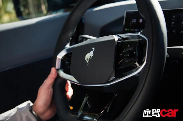 福特智趣烈马 CAR REVIEWS开元