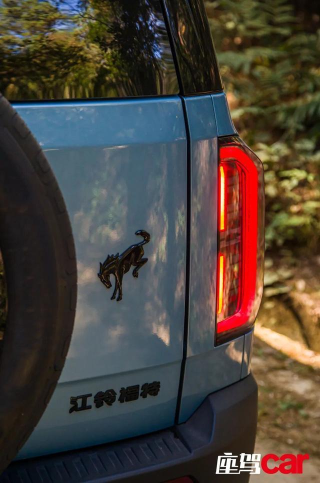 福特智趣烈马 CAR REVIEWS开元ky棋牌全地形露营SUV——试驾(图6)